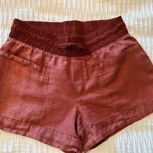 Athleta Cabo linen short